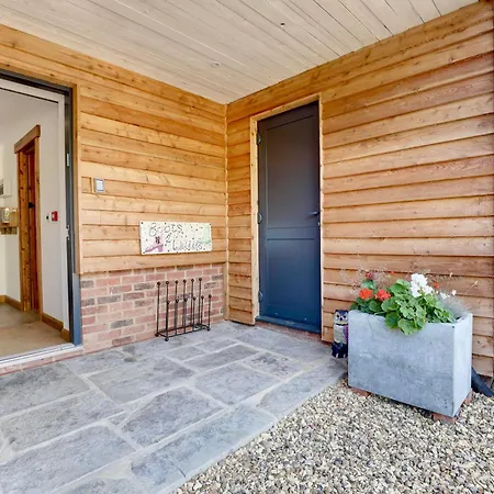 The Owl Barn Wiltshire - Chalk Apartment Swindon Exterior photo